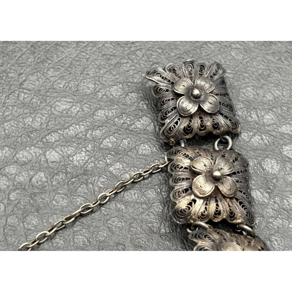 Vintage Art Deco 800 Silver Filigree Flower Panel Bracelet Silver 6.5